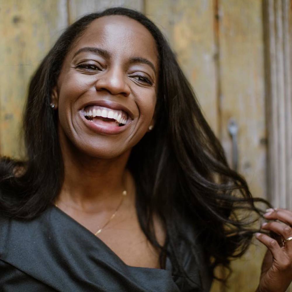 Meet your Posher, Zeena